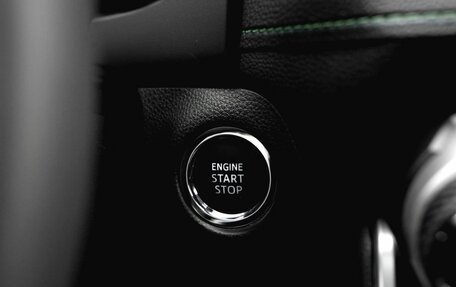 Toyota RAV4, 2025 год, 4 600 000 рублей, 11 фотография