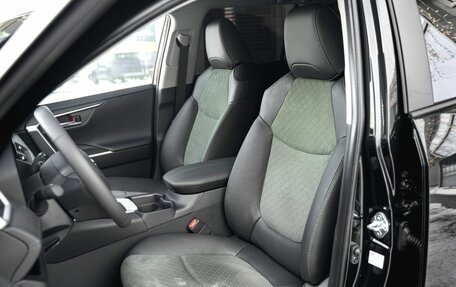 Toyota RAV4, 2025 год, 4 600 000 рублей, 30 фотография