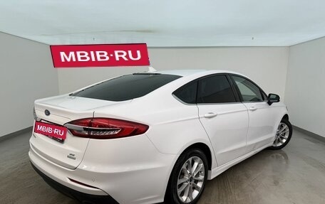 Ford Fusion (North America) II, 2019 год, 1 690 000 рублей, 2 фотография