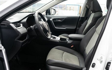 Toyota RAV4, 2025 год, 4 490 000 рублей, 18 фотография