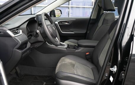 Toyota RAV4, 2025 год, 4 490 000 рублей, 16 фотография