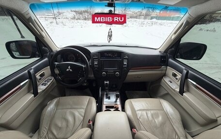 Mitsubishi Pajero IV, 2008 год, 1 490 000 рублей, 10 фотография