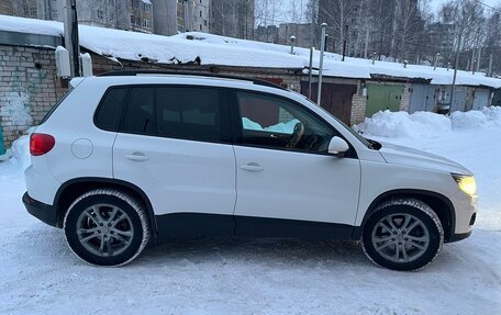 Volkswagen Tiguan I, 2015 год, 1 700 000 рублей, 3 фотография