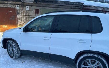 Volkswagen Tiguan I, 2015 год, 1 700 000 рублей, 5 фотография