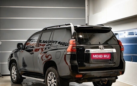 Toyota Land Cruiser Prado 150 рестайлинг 2, 2020 год, 4 550 000 рублей, 6 фотография