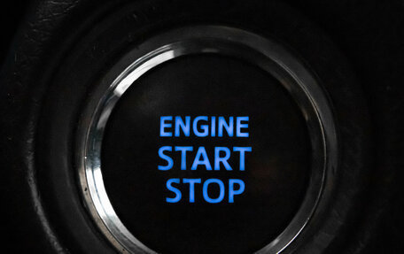 Toyota Land Cruiser Prado 150 рестайлинг 2, 2020 год, 4 550 000 рублей, 17 фотография