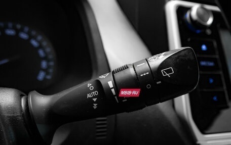 Toyota Land Cruiser Prado 150 рестайлинг 2, 2020 год, 4 550 000 рублей, 16 фотография