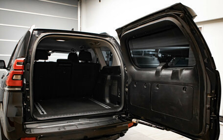 Toyota Land Cruiser Prado 150 рестайлинг 2, 2020 год, 4 550 000 рублей, 35 фотография