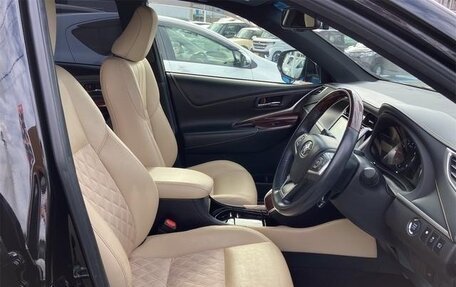 Toyota Harrier, 2017 год, 2 050 000 рублей, 8 фотография