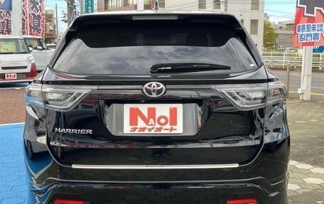 Toyota Harrier, 2017 год, 2 050 000 рублей, 6 фотография