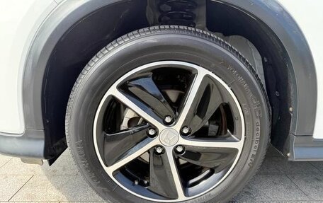 Honda Vezel, 2021 год, 1 310 000 рублей, 16 фотография