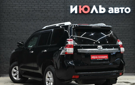 Toyota Land Cruiser Prado 150 рестайлинг 2, 2014 год, 3 270 000 рублей, 4 фотография
