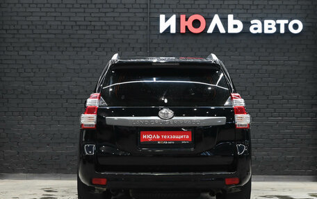 Toyota Land Cruiser Prado 150 рестайлинг 2, 2014 год, 3 270 000 рублей, 5 фотография