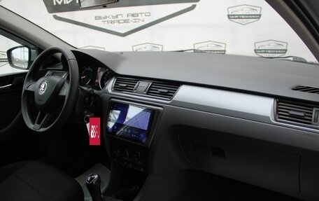 Skoda Rapid I, 2018 год, 1 290 000 рублей, 17 фотография