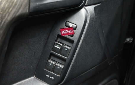 Toyota Land Cruiser Prado 150 рестайлинг 2, 2014 год, 3 270 000 рублей, 11 фотография