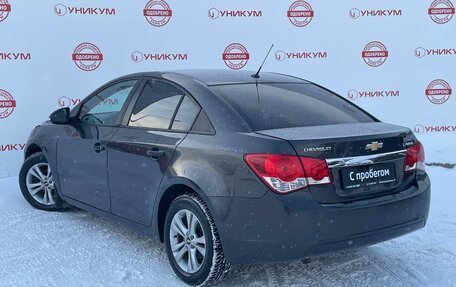 Chevrolet Cruze II, 2013 год, 669 000 рублей, 3 фотография