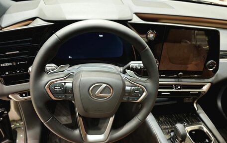 Lexus RX IV рестайлинг, 2025 год, 8 250 000 рублей, 10 фотография