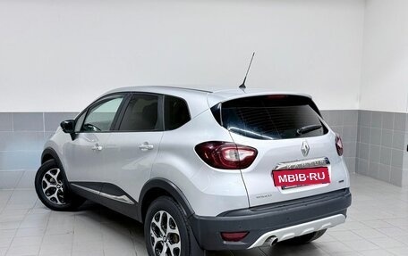 Renault Kaptur I рестайлинг, 2017 год, 1 299 000 рублей, 3 фотография