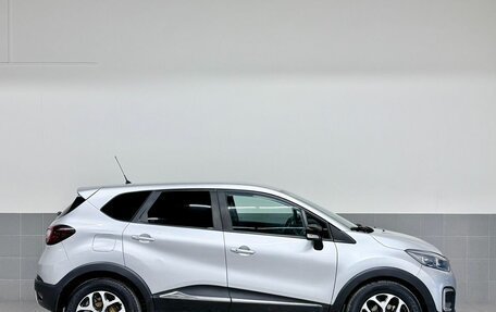 Renault Kaptur I рестайлинг, 2017 год, 1 299 000 рублей, 6 фотография