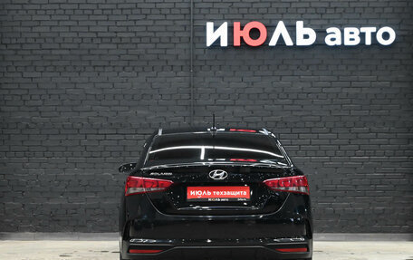 Hyundai Solaris II рестайлинг, 2020 год, 1 720 000 рублей, 5 фотография