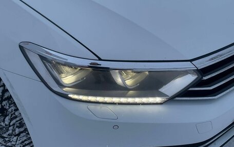 Volkswagen Passat B8 рестайлинг, 2017 год, 1 699 000 рублей, 11 фотография