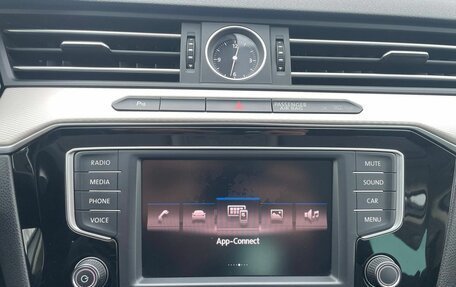 Volkswagen Passat B8 рестайлинг, 2017 год, 1 699 000 рублей, 24 фотография