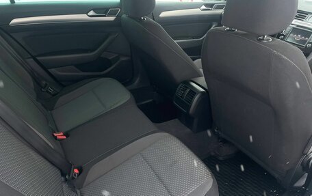 Volkswagen Passat B8 рестайлинг, 2017 год, 1 699 000 рублей, 37 фотография