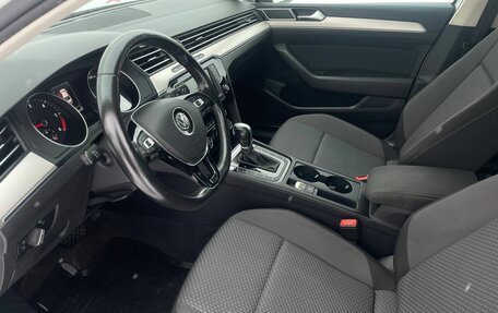 Volkswagen Passat B8 рестайлинг, 2017 год, 1 699 000 рублей, 30 фотография