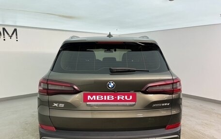 BMW X5, 2020 год, 5 990 000 рублей, 4 фотография