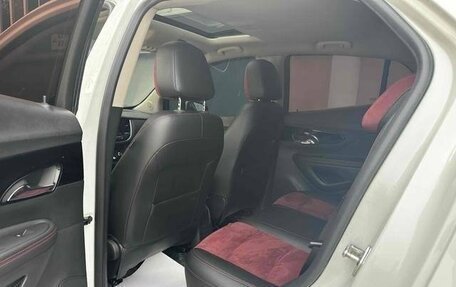 Buick Encore I, 2020 год, 1 150 000 рублей, 6 фотография