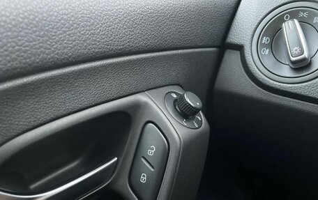 Volkswagen Polo VI (EU Market), 2018 год, 1 035 000 рублей, 26 фотография