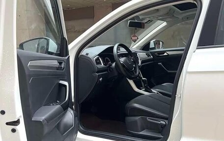 Volkswagen T-Roc I, 2021 год, 1 520 000 рублей, 8 фотография