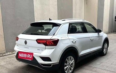 Volkswagen T-Roc I, 2021 год, 1 520 000 рублей, 6 фотография