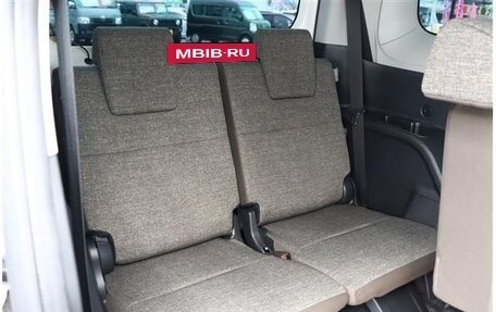 Toyota Sienta, 2022 год, 1 520 000 рублей, 17 фотография