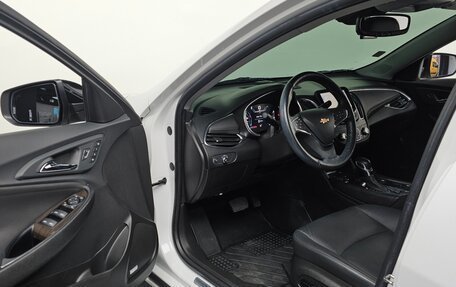 Chevrolet Malibu IX, 2022 год, 1 797 000 рублей, 10 фотография