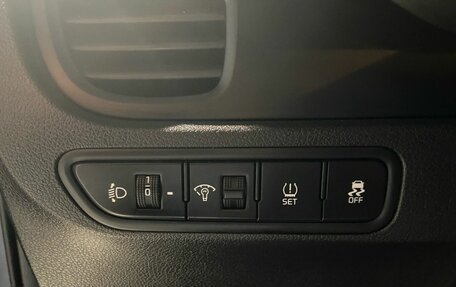 KIA Rio IV, 2018 год, 1 625 000 рублей, 23 фотография