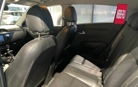 KIA Rio IV, 2018 год, 1 625 000 рублей, 30 фотография