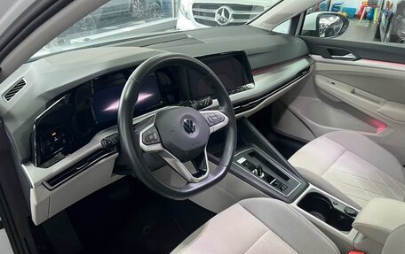 Volkswagen Golf VIII, 2022 год, 3 100 000 рублей, 13 фотография