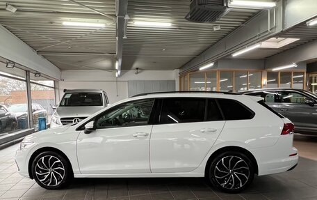 Volkswagen Golf VIII, 2022 год, 3 100 000 рублей, 6 фотография