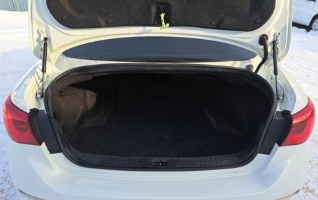 Infiniti Q50 I рестайлинг, 2015 год, 1 649 000 рублей, 12 фотография