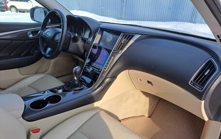 Infiniti Q50 I рестайлинг, 2015 год, 1 649 000 рублей, 13 фотография