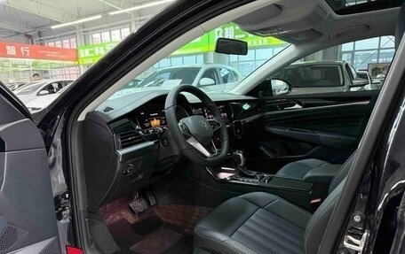 Volkswagen Passat B8 рестайлинг, 2022 год, 1 850 000 рублей, 9 фотография