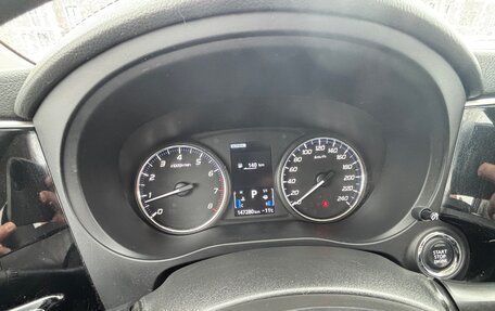 Mitsubishi Outlander III рестайлинг 3, 2020 год, 2 390 000 рублей, 10 фотография