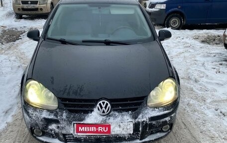 Volkswagen Golf V, 2005 год, 380 000 рублей, 1 фотография