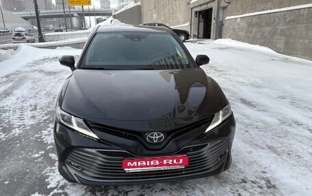 Toyota Camry, 2018 год, 2 500 000 рублей, 1 фотография
