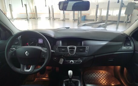 Renault Laguna III рестайлинг, 2010 год, 560 000 рублей, 12 фотография