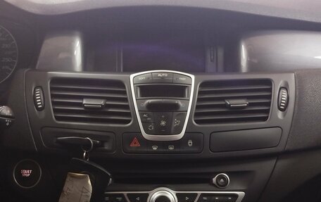 Renault Laguna III рестайлинг, 2010 год, 560 000 рублей, 13 фотография