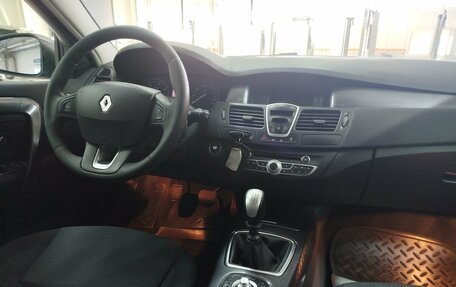 Renault Laguna III рестайлинг, 2010 год, 560 000 рублей, 11 фотография