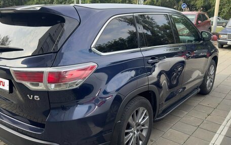 Toyota Highlander III, 2014 год, 2 900 000 рублей, 10 фотография