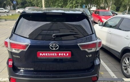 Toyota Highlander III, 2014 год, 2 900 000 рублей, 9 фотография